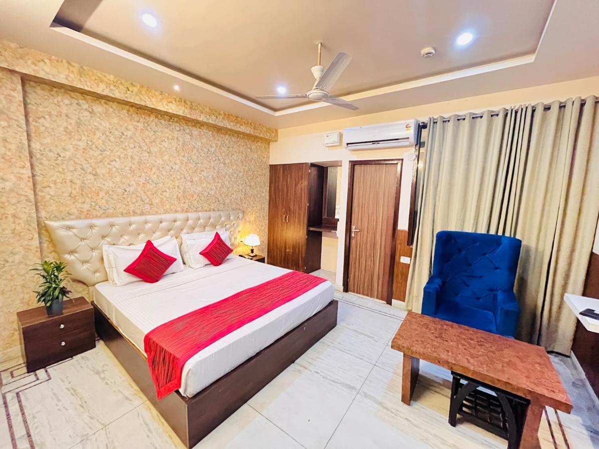 Hotel The Leaf - Gomti Nagar Лакнау Екстериор снимка